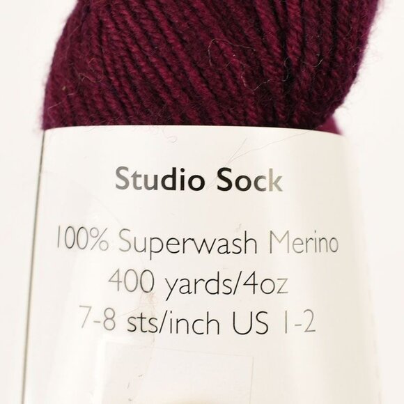 Neighborhood Fiber Co. Studio Sock Yarn Superwash Merino 400 Yards Color Waverly - Picture 3 of 3